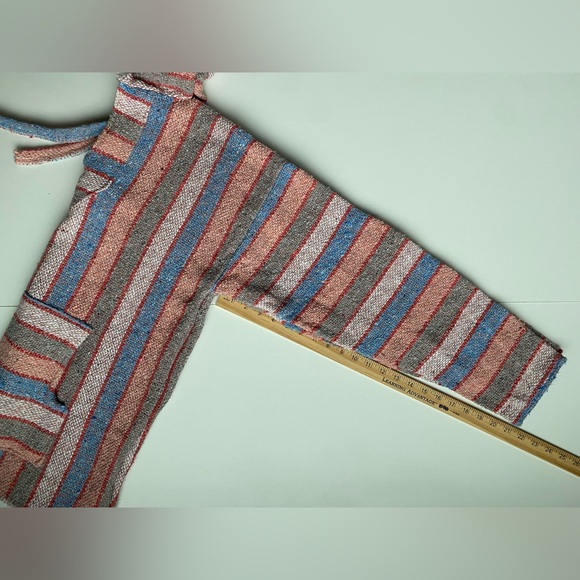 NWOT Unisex Mexican Baja Hoodie - Picture 4 of 6